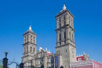 Día parcialmente nublado y calidad del aire buena en la capital poblana imagen 1