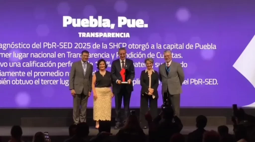 Recibe Pepe Chedraui reconocimiento por calificación perfecta e histórica en transparencia y rendición de cuentas imagen 3