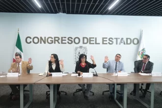 Avalan en Comisión del Congreso iniciativa para promover la inclusión de mujeres conductoras en el transporte público