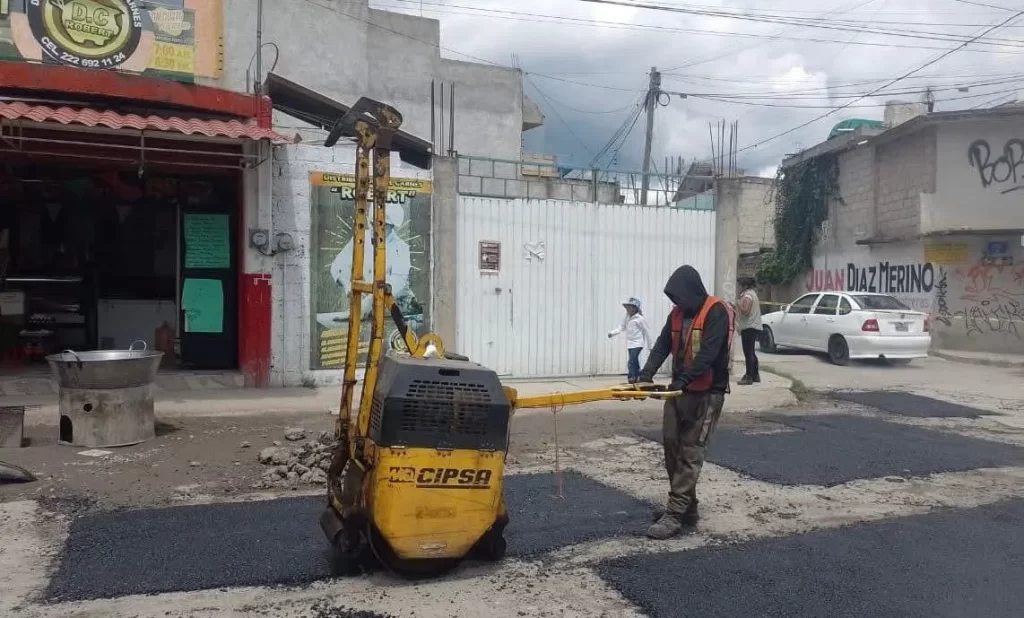 Campaña Capitalina Bacheando Puebla es permanente: el Gobierno de la Ciudad fortalece el mantenimiento vial