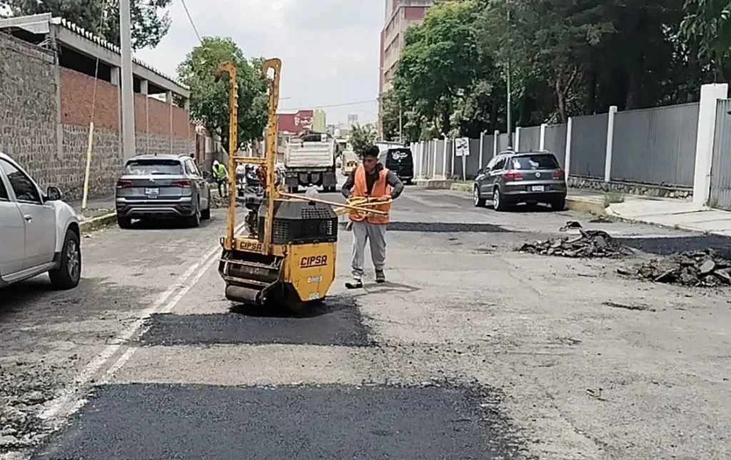 Campaña Capitalina Bacheando Puebla optimiza la movilidad de las y los poblanos