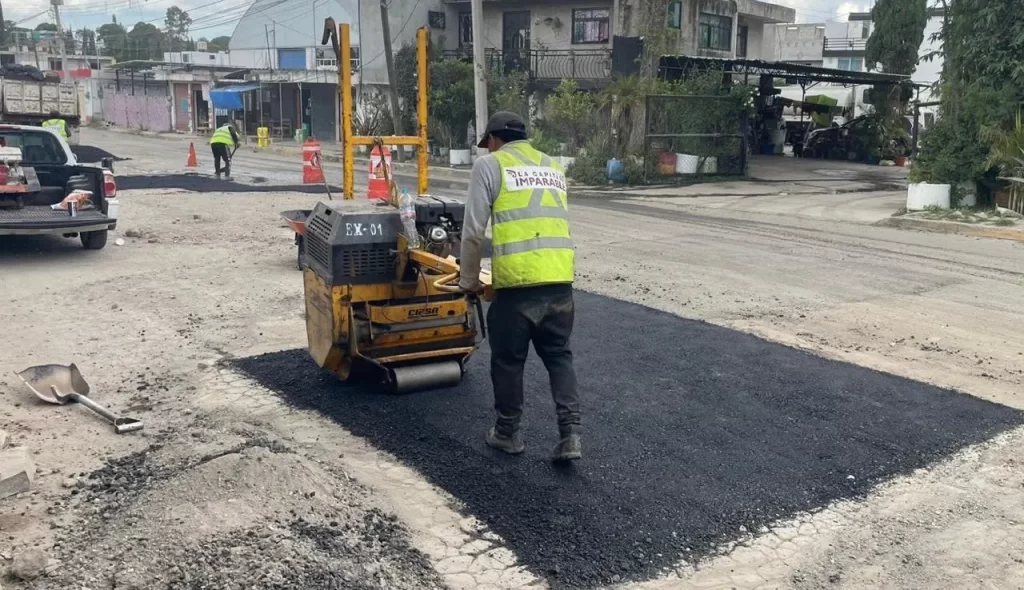 Con paso firme Gobierno de la Ciudad avanza con la Campaña Bacheando Puebla