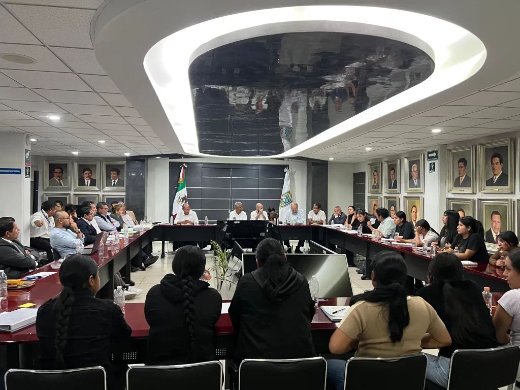Diálogo abierto para establecer acuerdos en el marco de la legalidad y el respeto