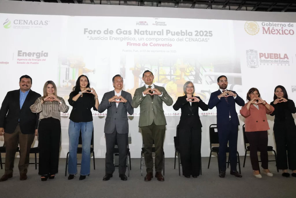 Firman convenio con Cenagas para aprovechar gasoductos en favor del desarrollo sostenible en Puebla