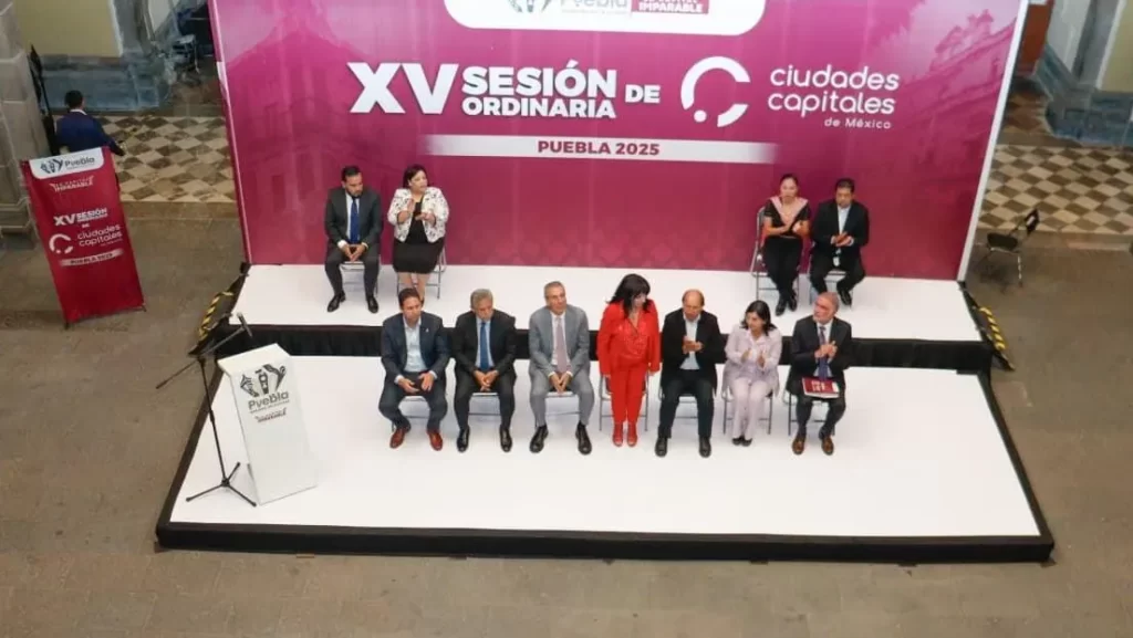Gobiernos locales refuerzan cooperación en la Sesión Ordinaria de la ACCM encabezada en Puebla capital por Pepe Chedraui