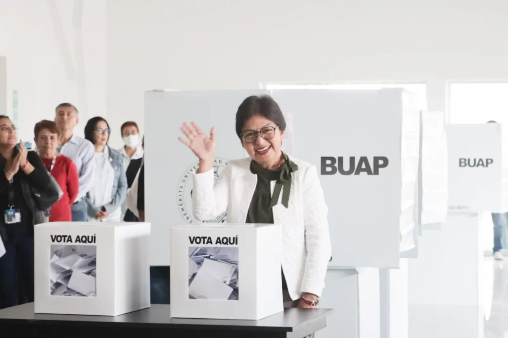 Lilia Cedillo ganadora de la Rectoría en la BUAP arrasa en sectores clave