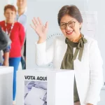 Lilia Cedillo participa en votación para la renovación de la rectoría en la BUAP