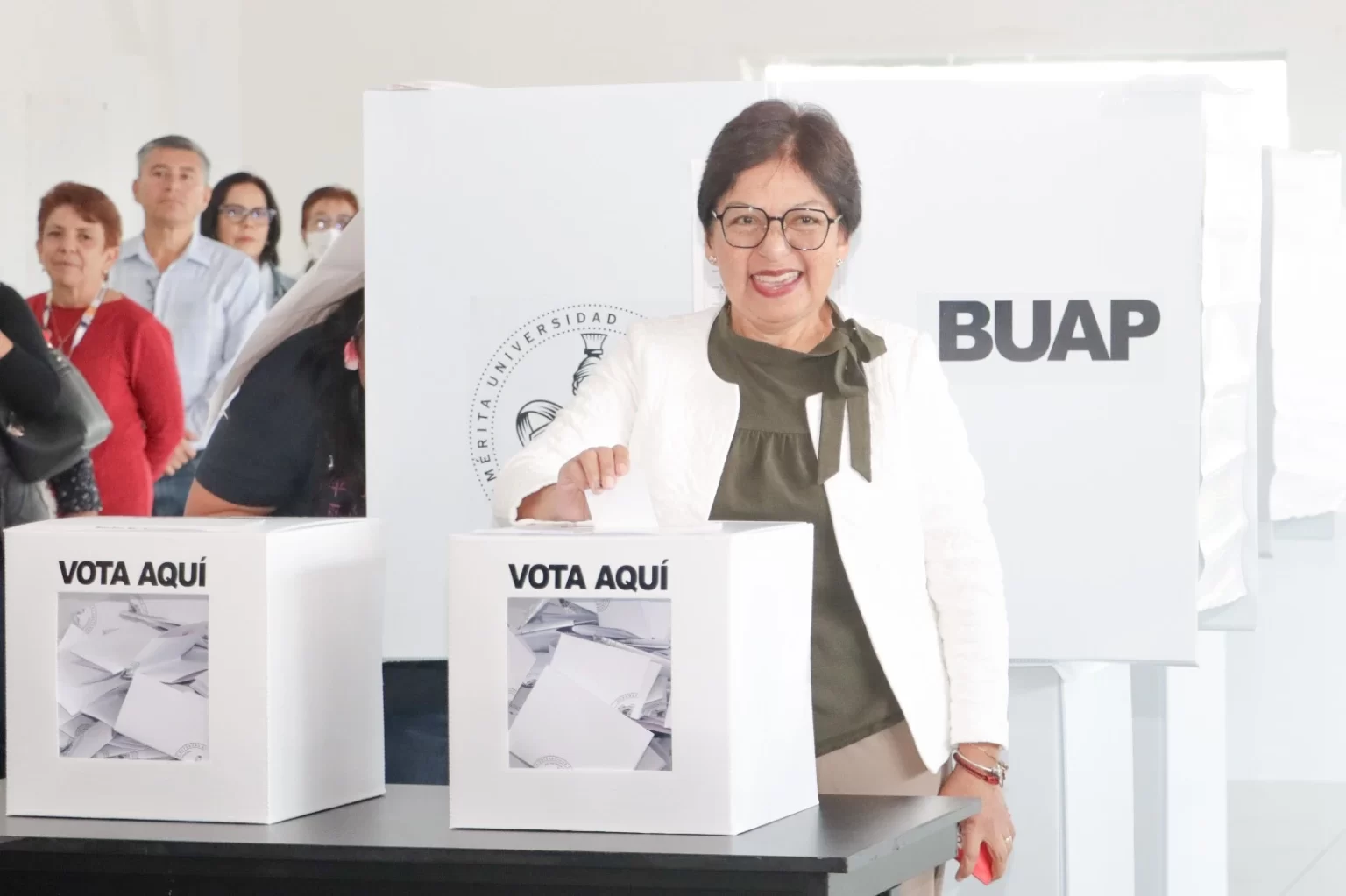 Lilia Cedillo se perfila como ganadora de la Rectoría en la BUAP arrasa en sectores clave