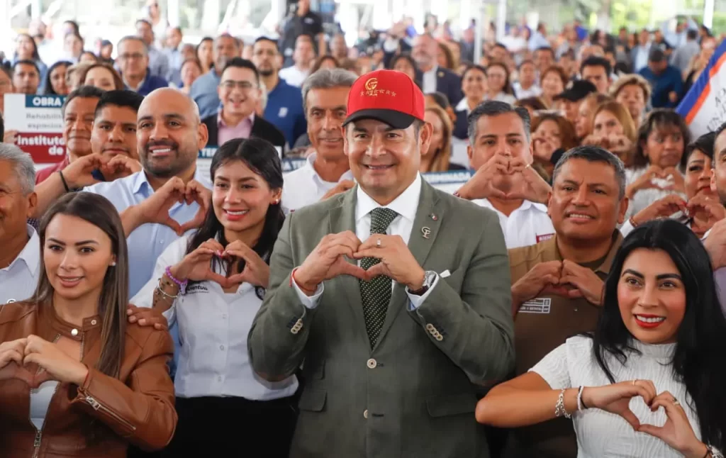 Obra educativa Más de 52 mil estudiantes beneficiados por obras escolares en Puebla