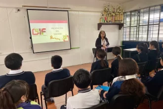 Ofrece DIF Puebla capital pláticas sobre prevención del suicidio en las escuelas