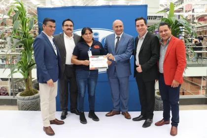 Price Shoes en Puebla genera certeza y refuerza construcción de la paz