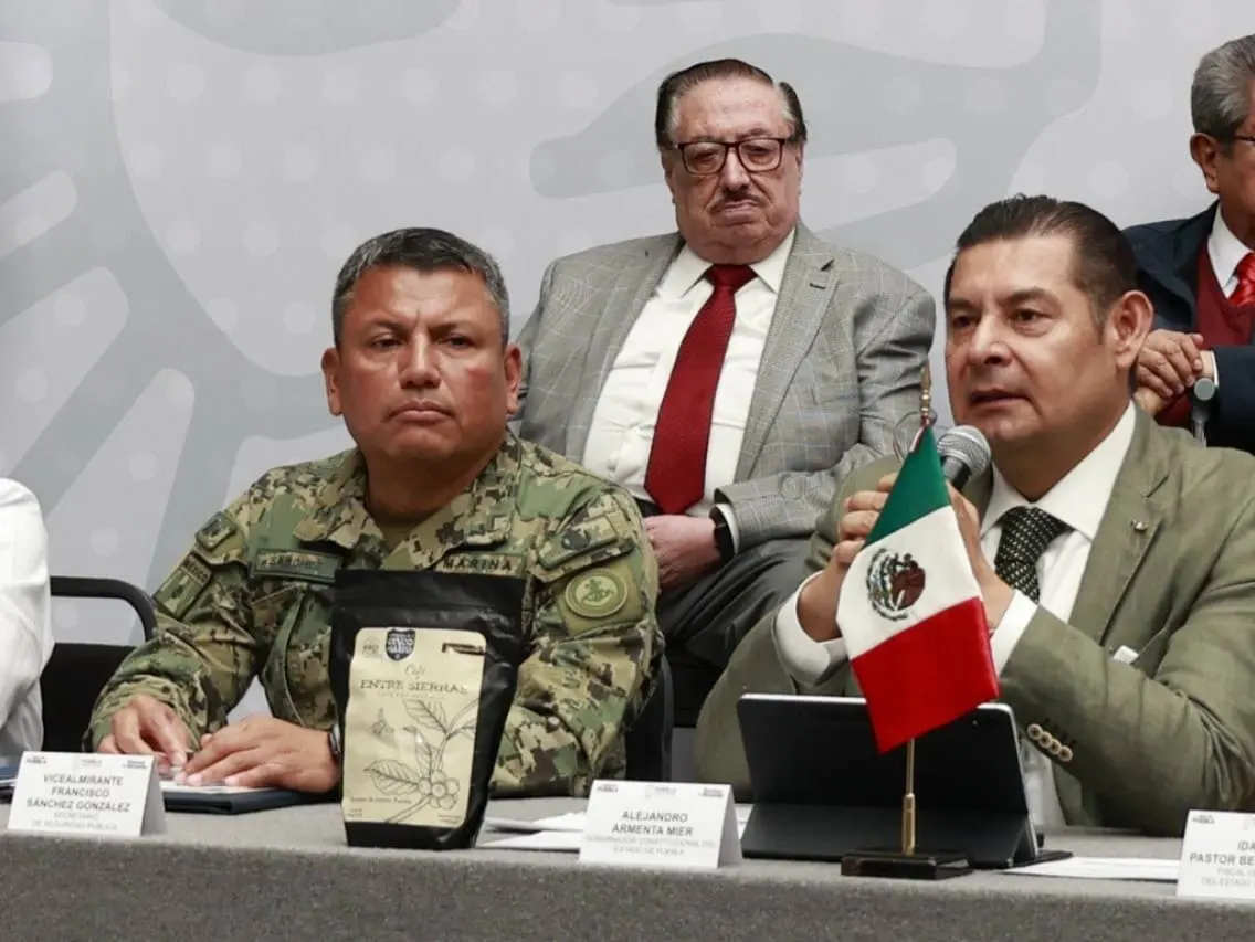 Recuperan mil vehículos robados en Puebla gracias a videovigilancia del C5i