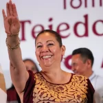 Rinde protesta Laura Artemisa García como Tejedora de la Patria