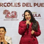 Tonantzin Fernández atiende a cholultecas en una nueva edición del Miércoles del Pueblo