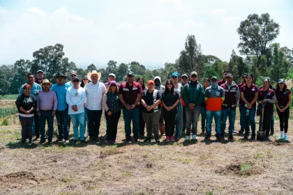 Se realiza la primera jornada de reforestación "Raíces de agua" en el cerro Zapotecas. imagen 1