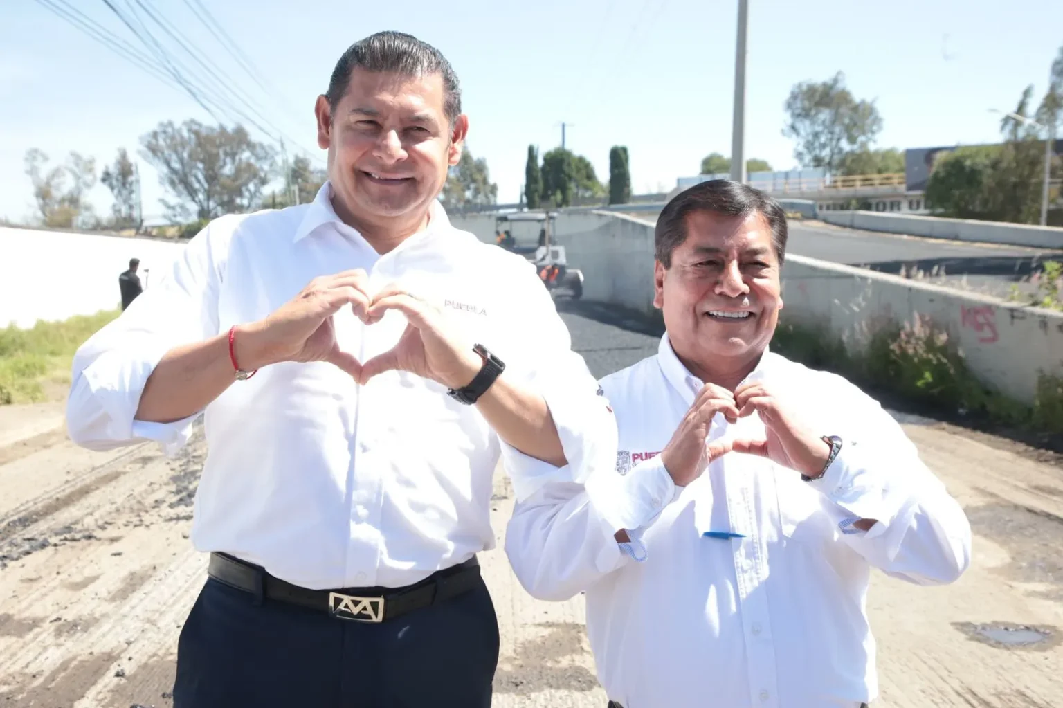 El Gobierno de Puebla supervisa el progreso de las obras viales en la Recta a Cholula alcanza un 95% de avance