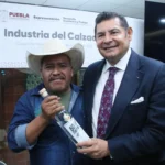 El mezcal 60 Fierros, Arriando Mulas, de Caltepec, obtuvo 100100 puntos en Spirits Selection 2025