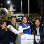 Entrega Lupita Cuautle obras de drenaje y electrificación en San Antonio Cacalotepec