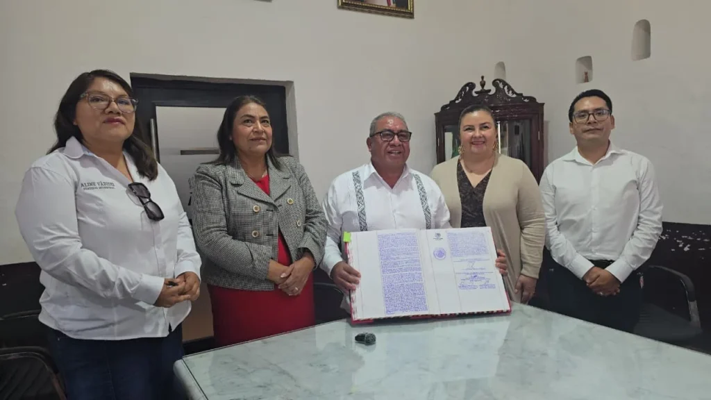 Firman IMSS Puebla y Ayuntamiento de Amozoc convenio para proyecto de Hospital General Regional