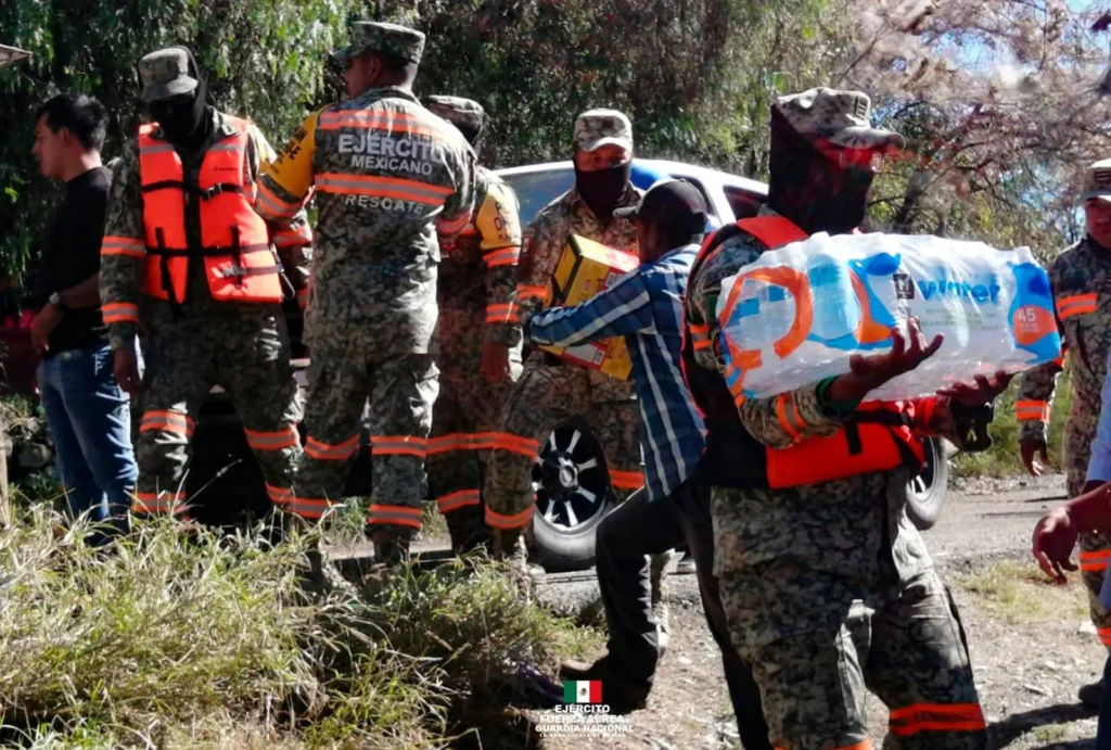 Gobierno de Puebla mantiene atención puntual a damnificados por lluvias en la Sierra Norte