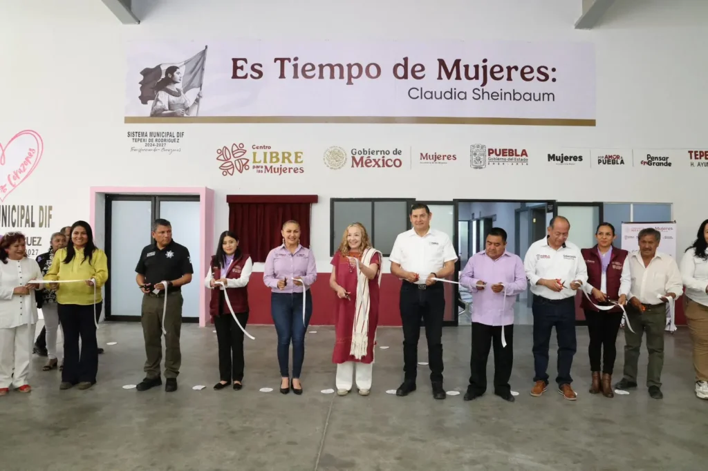 Inaugura Armenta el Centro LIBRE Casa Carmen Serdán en Tepexi