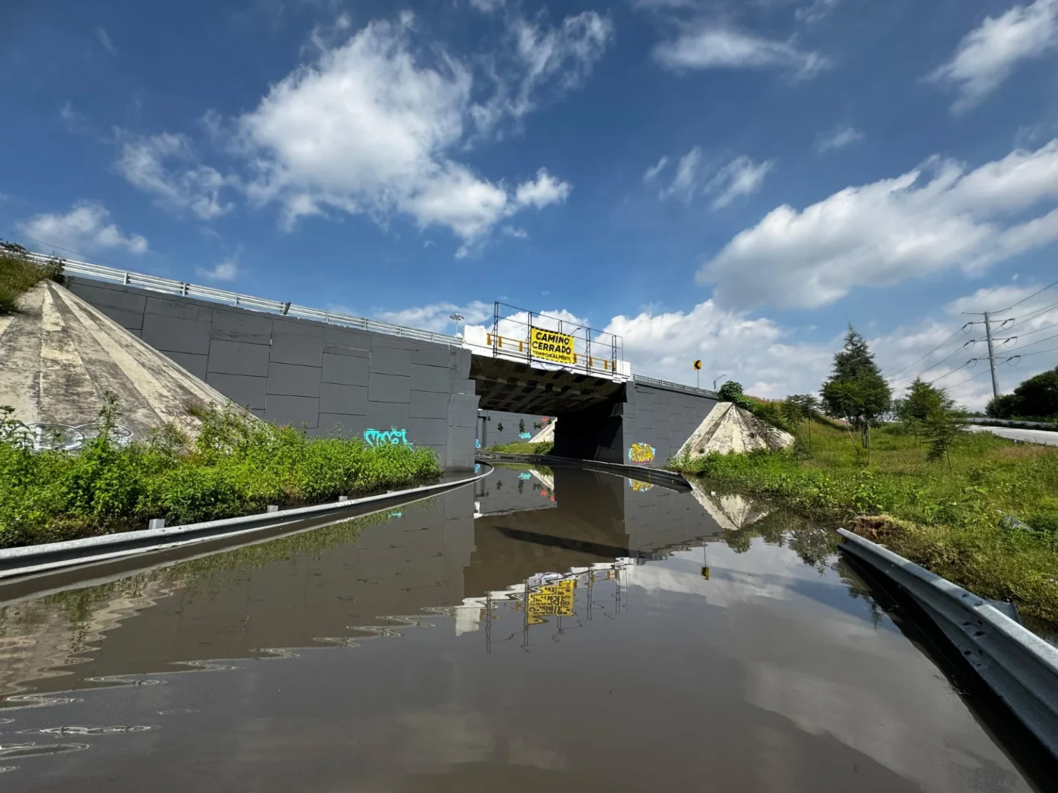 Inicia reparación de drenaje en retorno de Periférico y Forjadores Infraestructura