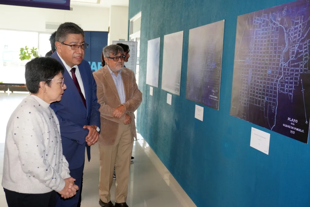 “La memoria azul de Puebla”, una mirada al crecimiento urbano de Puebla