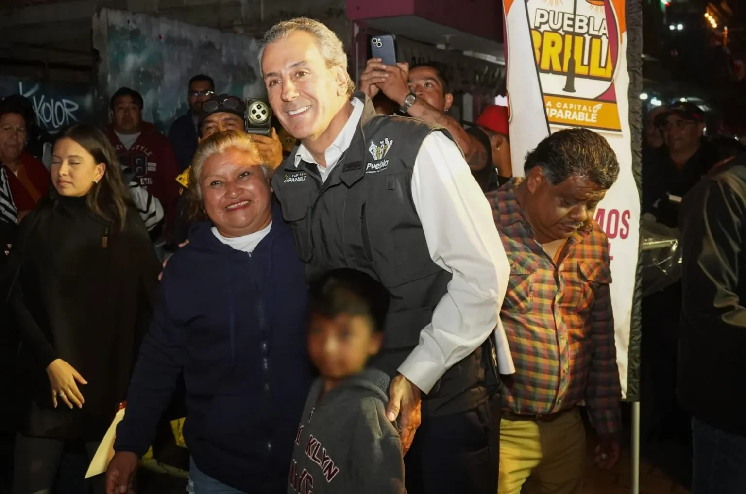 Pepe Chedraui impulsa “Senderos de Paz” en paraderos, centros médicos y mercados