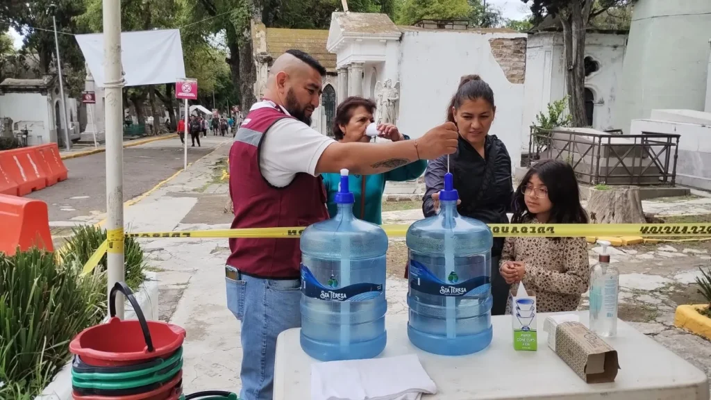 Se estima la afluencia de más de 82 mil visitantes en el Panteón Municipal de Puebla