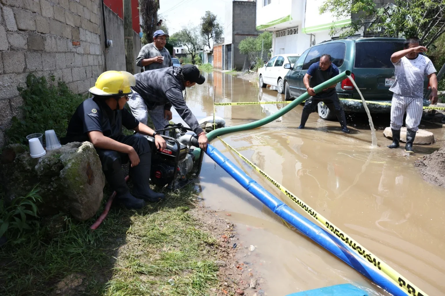 Tras intensas lluvias, Omar Muñoz acude a zonas afectadas de Sanctorum y Chautenco