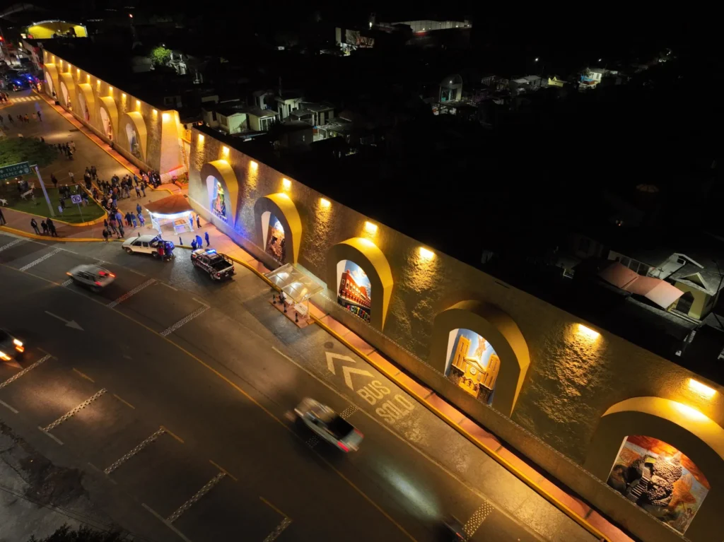 "Carlos Barragán Amador, inaugura proyectos para impulsar el desarrollo de Xicotepec"