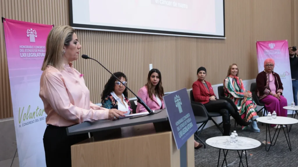 En el mes de octubre realiza Voluntariado del Congreso “Semana Rosa”