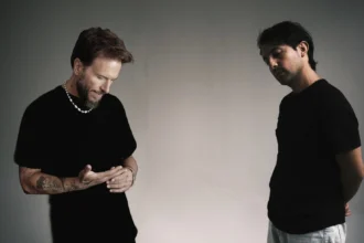 El Riqué y Noel Schajris unieron su talento y estilo en el sencillo “Mi futuro antes”