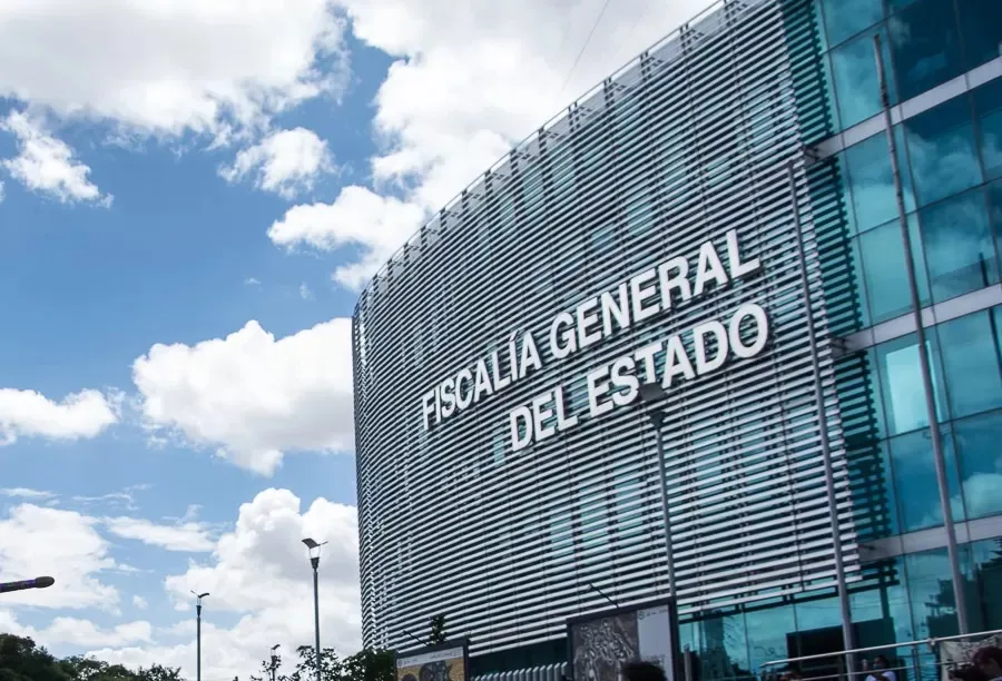 Depuración en la FGE investigan a 11 exfuncionarios por presunta corrupción y abusos en Puebla