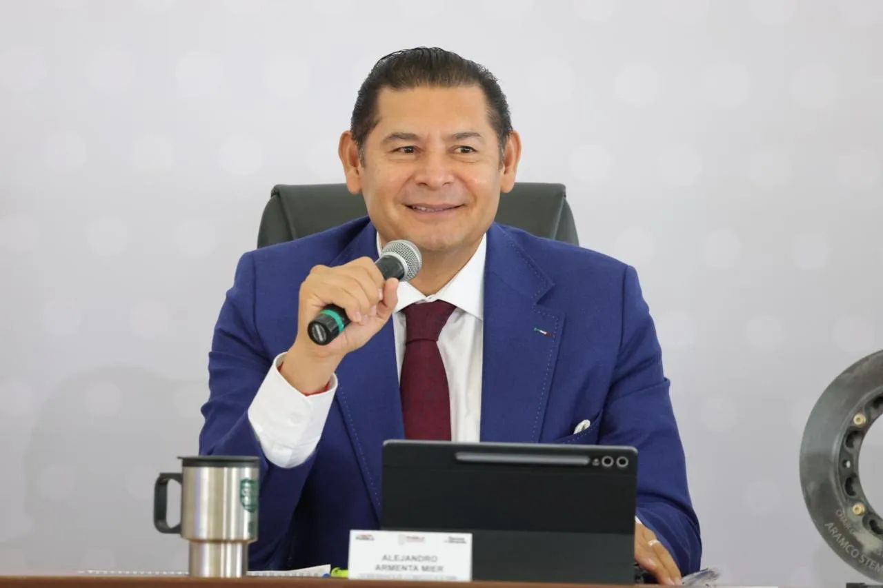 Alejandro Armenta, niega la existencia de una investigación masiva contra alcaldes y funcionarios