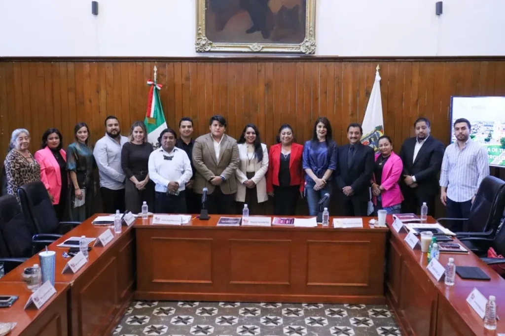 Funcionarios de San Pedro Cholula cumplen con la rendición de cuentas al Cabildo