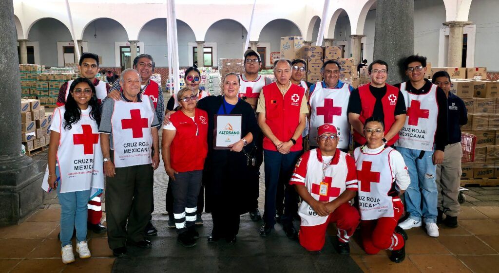 Fundación Granjas Carroll entrega despensas a Cruz Roja para damnificados