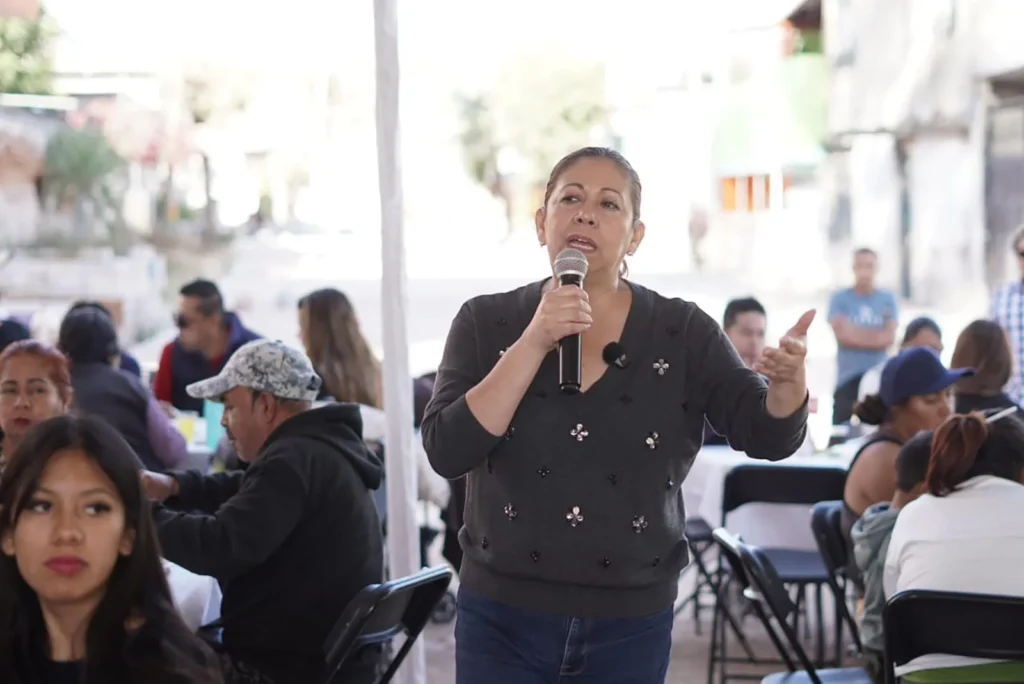 Laura Artemisa supervisa obras y reconoce el poder de las mujeres organizadas en Puebla