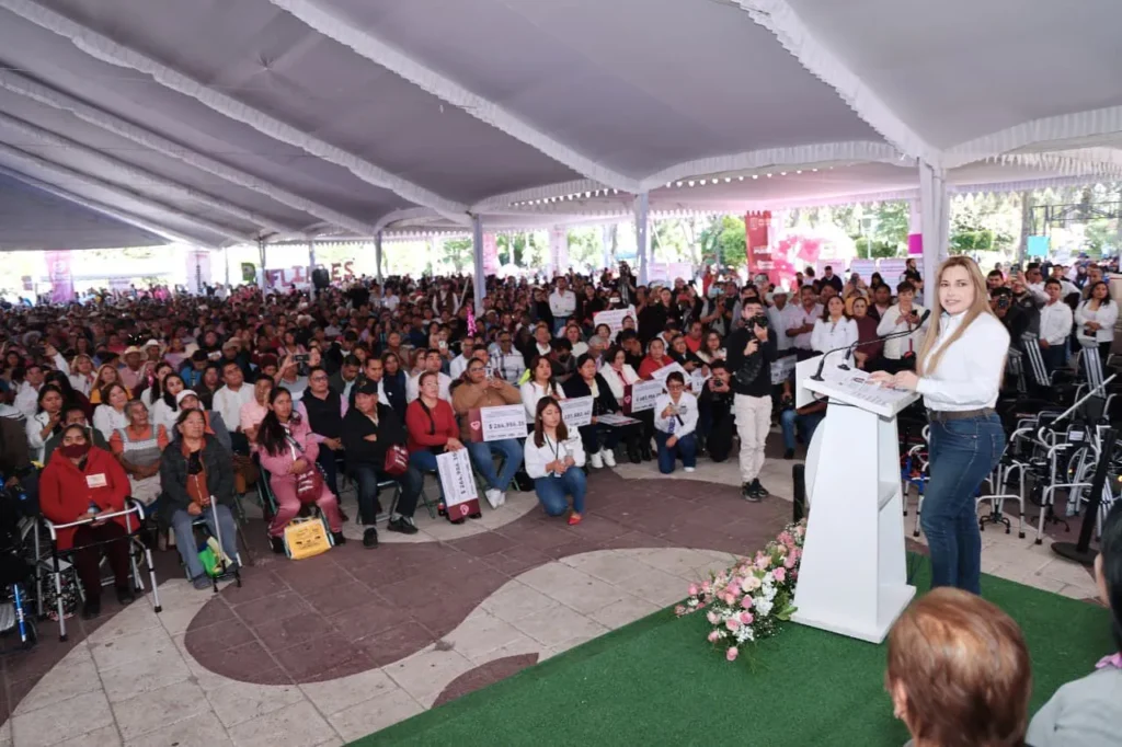 Más de 2 mil 900 beneficios del SEDIF para cinco regiones del estado