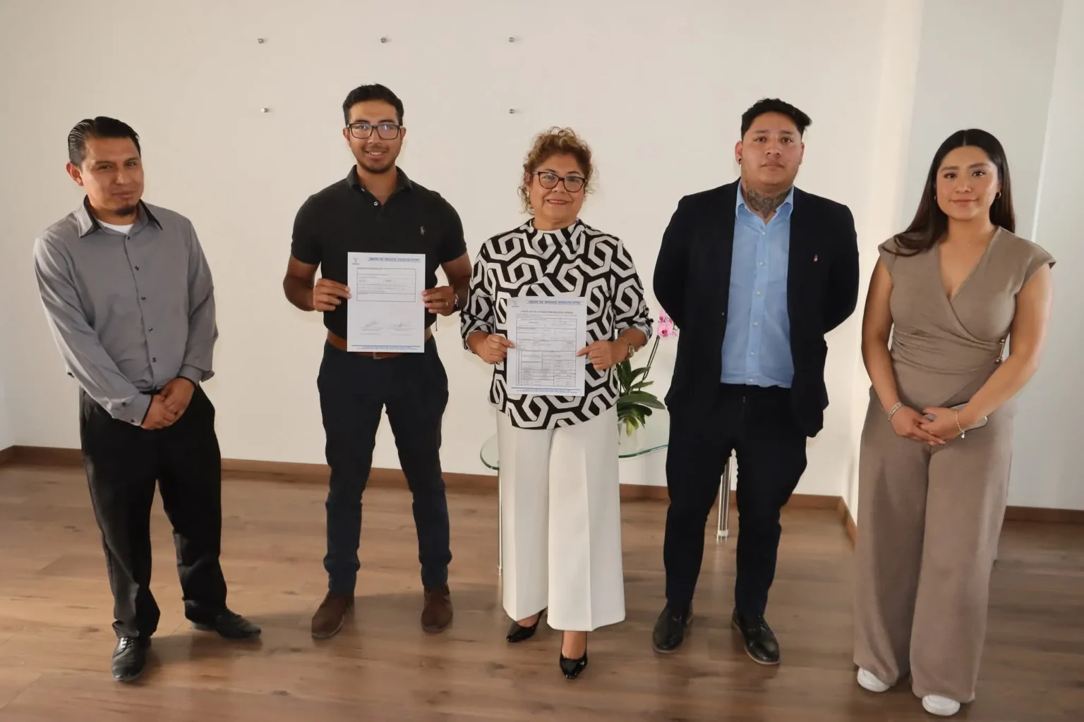 SMDIF Cuautlancingo firma convenio de colaboración con “Médicos Especialistas GRUMESA”