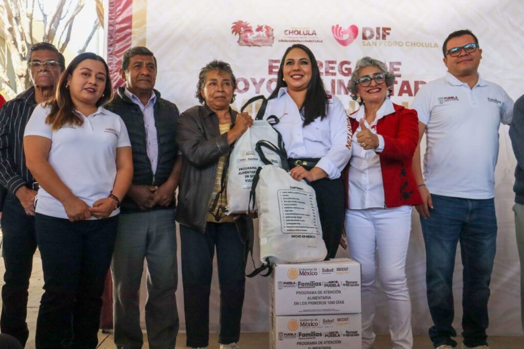 Entrega Tonantzin Fernández apoyos alimentarios a personas en situación vulnerable