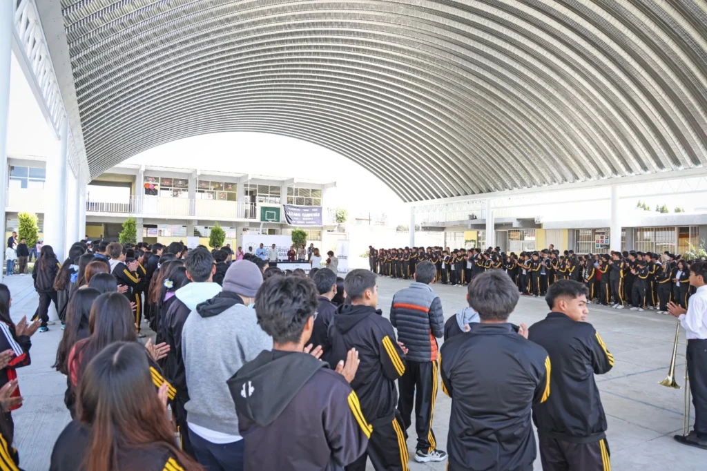 Avanza en Cuautlancingo dignificación de la infraestructura educativa