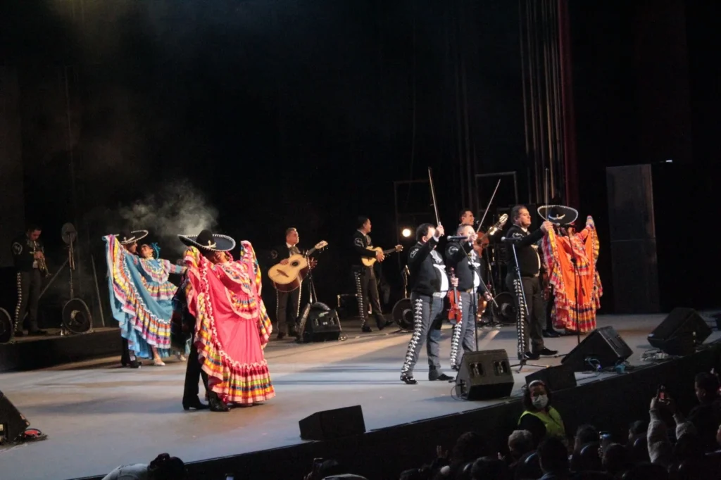 El Mariachi Vargas de Tecalitlán hace vibrar Puebla con su Tour “El Legado”