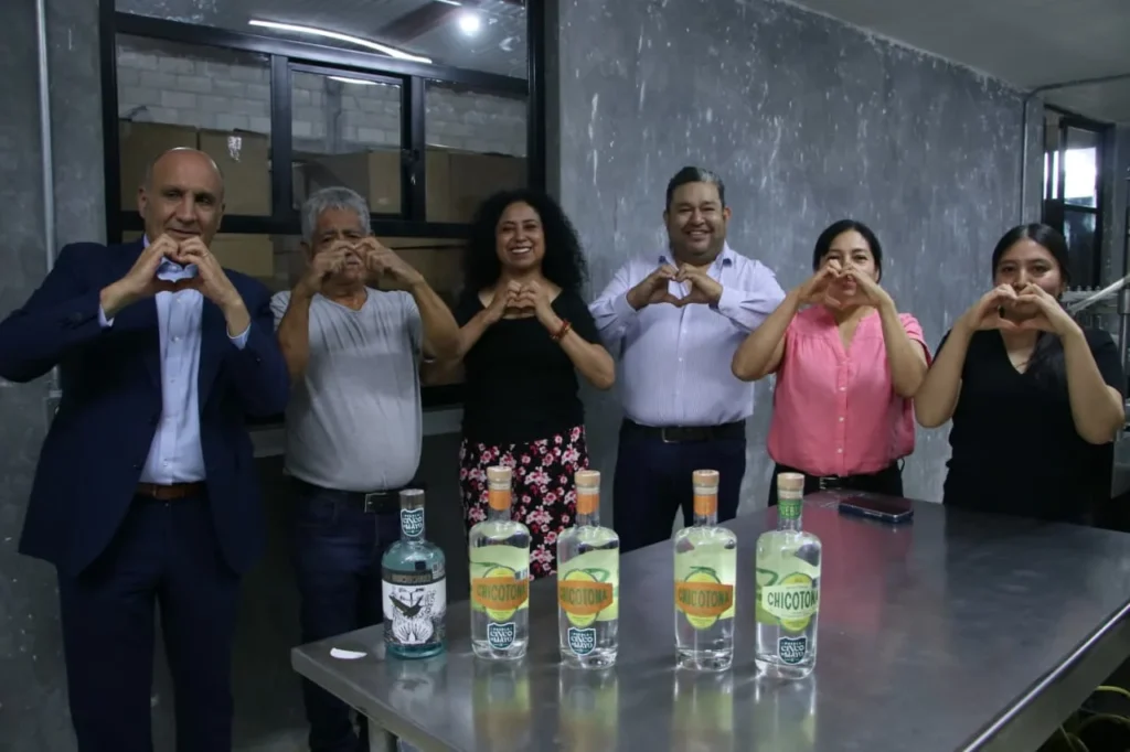 Mezcal artesanal Chicotona llegará a Nueva York, bajo la marca Puebla Cinco de Mayo