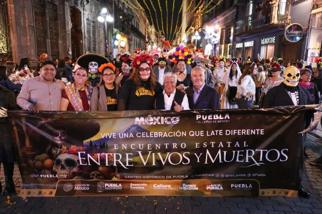 Desfile “Entre Vivos y Muertos”, identidad que reafirma riqueza cultural de Puebla