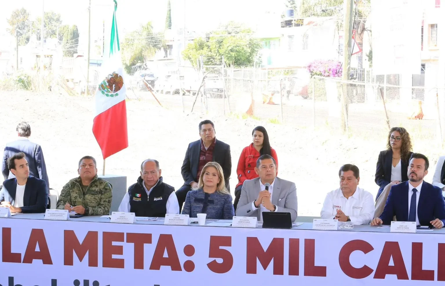 Liam, el último desaparecido tras lluvias en Huauchinango; Sheinbaum llega a supervisar la búsqueda