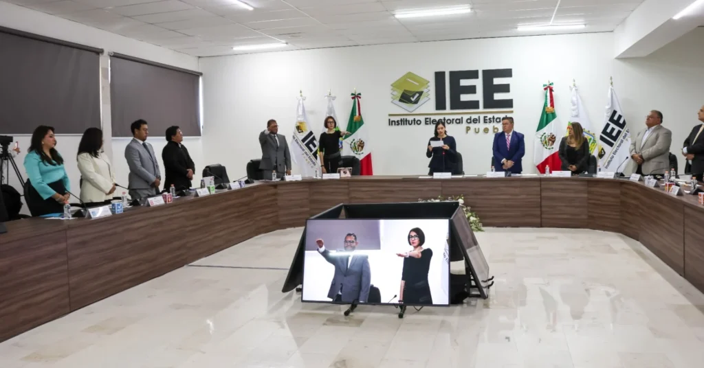 Toman protesta nuevas Consejerías Electorales del IEE Puebla para el periodo 2025-2032