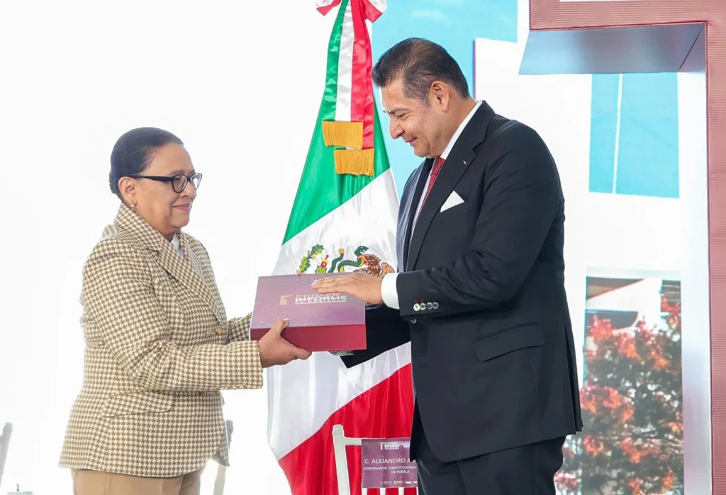 Alejandro Armenta presenta un balance de resultados en su Primer Informe de Gobierno