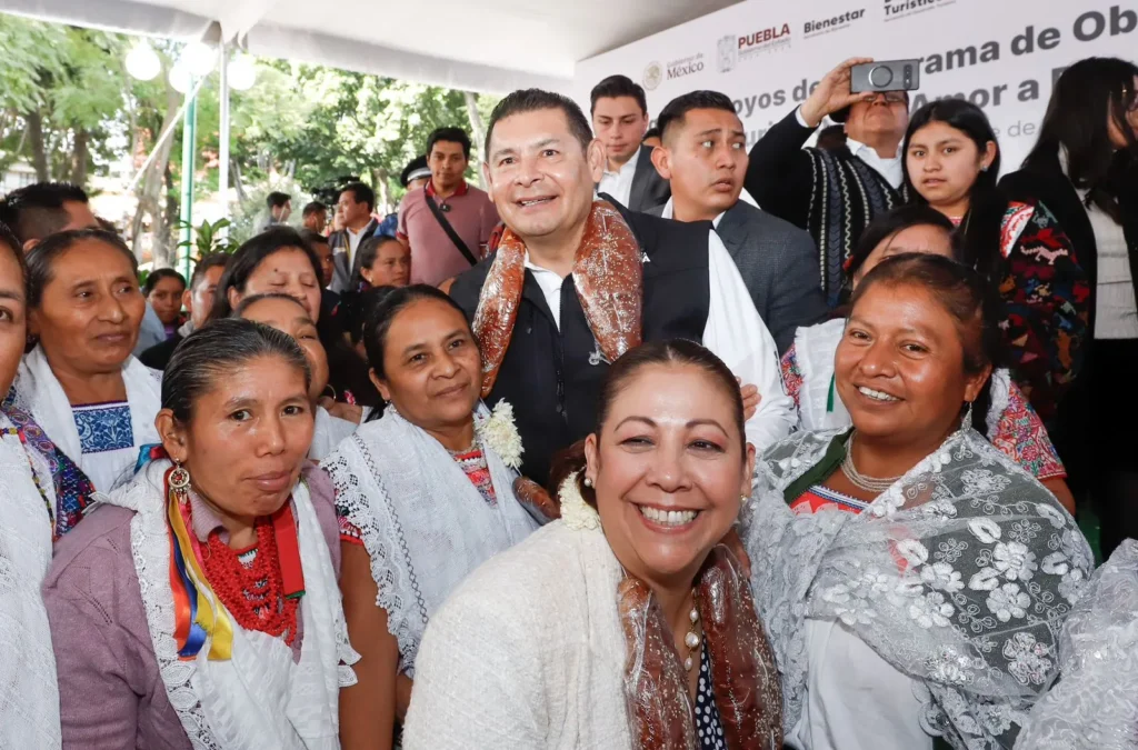 Armenta presentó en su Primer Informe de Gobierno reducción de costos en obra pública