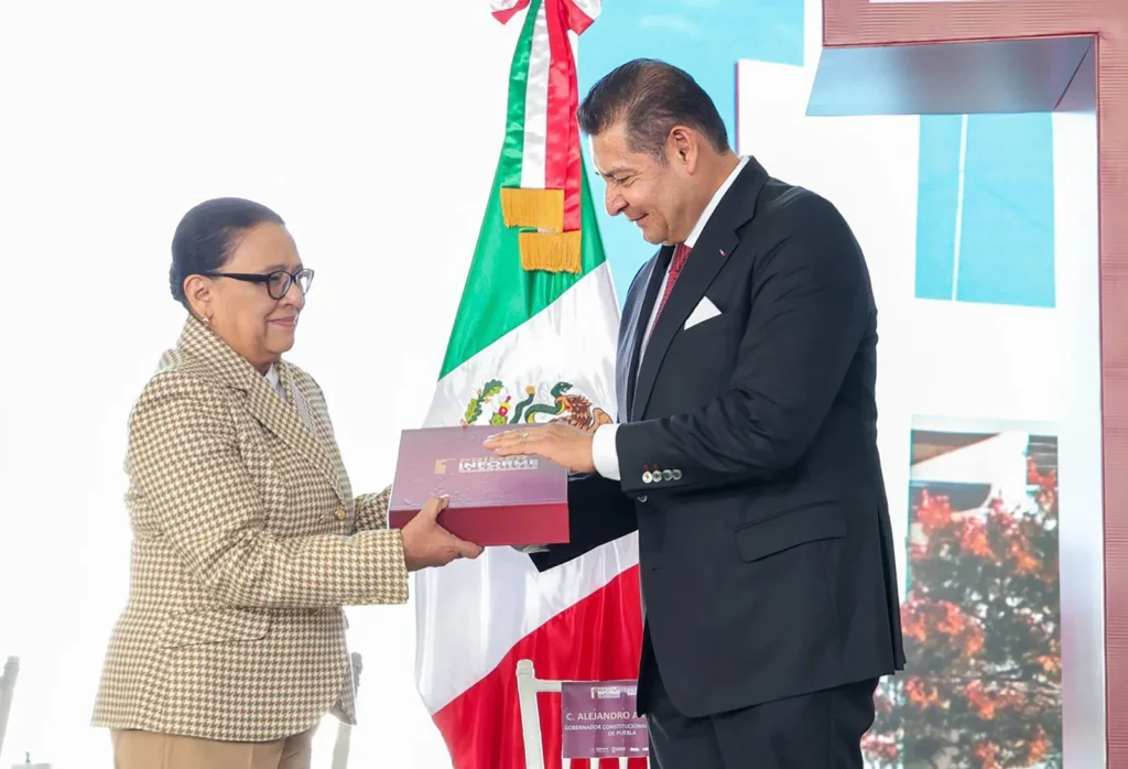 Armenta presentó en su Primer Informe de Gobierno reducción de costos en obra pública